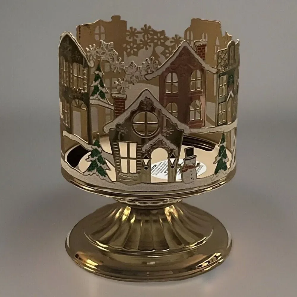 Bath & Body Works Holiday Village Scene 3-Wick‎ Candle Holder Limited Edition